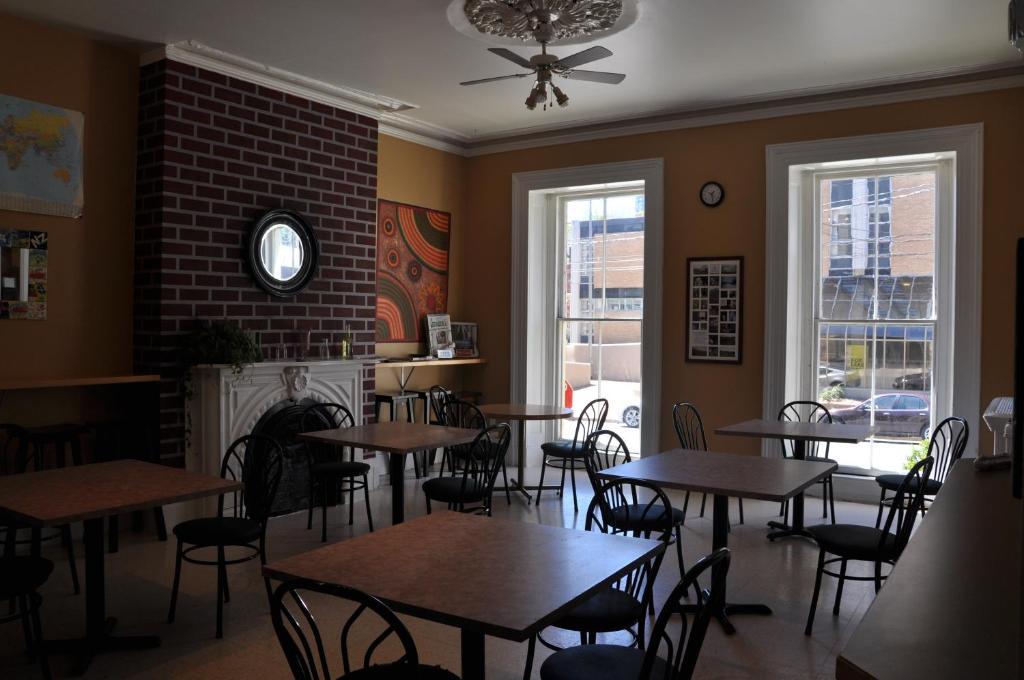 Hi Halifax Heritage House Hostel Kültér fotó